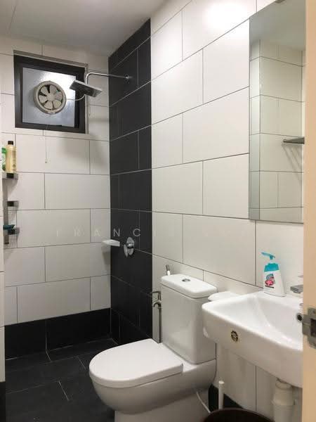 Kediaman Servis untuk Dijual di Urban 360 - Francis Soh - Bathroom - PropertyGuru.com.my