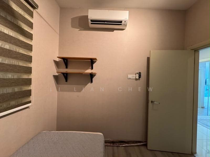 Service Residence for Rent at Southkey Mosaic - Li Lian Chew - Bedroom - PropertyGuru.com.my