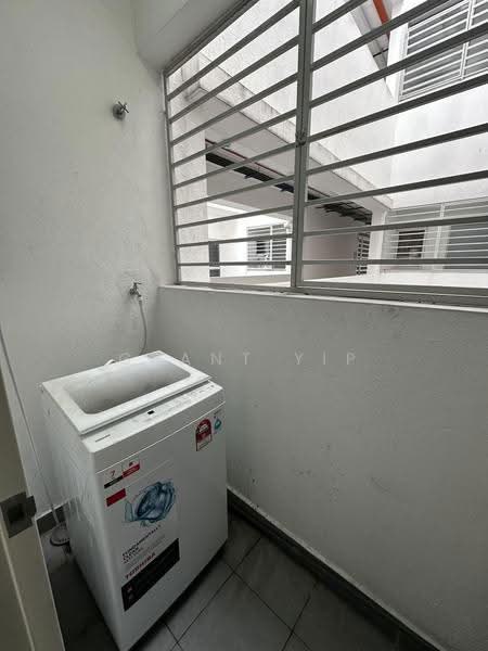 Kediaman Servis untuk Disewa di Alanis Residence - Grant Yip - PropertyGuru.com.my