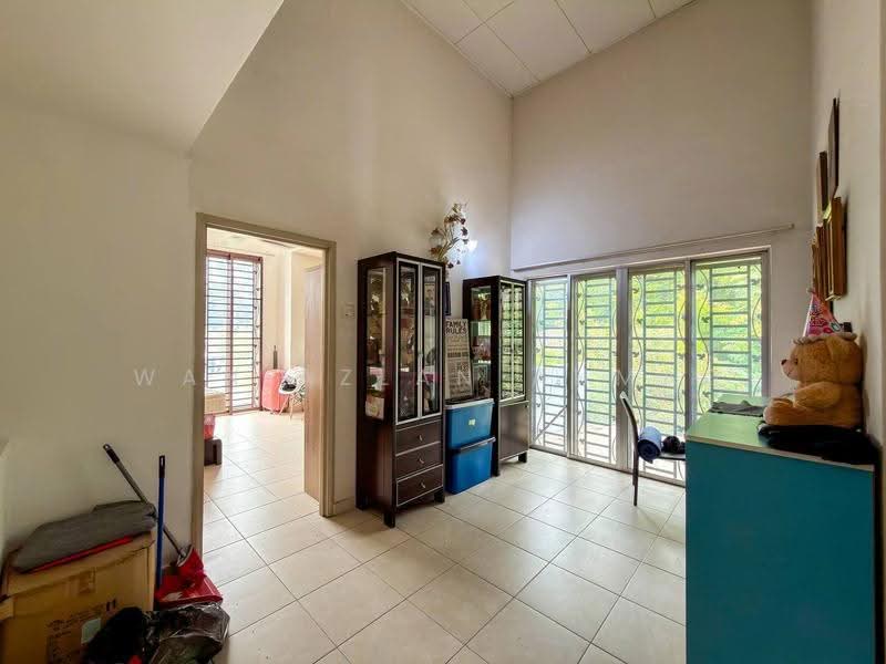 2-storey Terraced House for Sale in Taman Putra Prima (Puchong) - Wan Azlan Ahmad - PropertyGuru.com.my