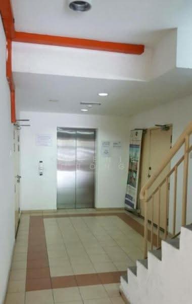 Shop / Office for Sale in Jalan Klang Lama (Old Klang Road) (Kuala Lumpur) - Kweenie Chong - Entrance - PropertyGuru.com.my