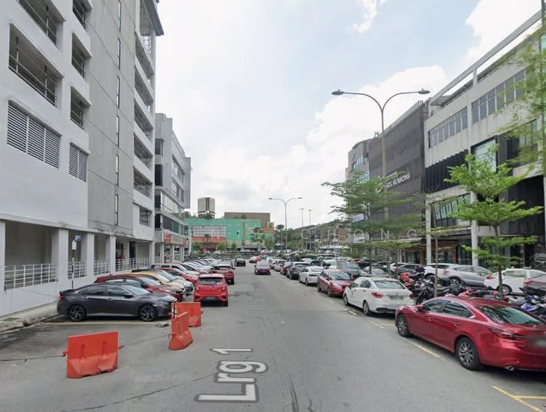Shop / Office for Sale in Jalan Klang Lama (Old Klang Road) (Kuala Lumpur) - Kweenie Chong - Exterior - PropertyGuru.com.my