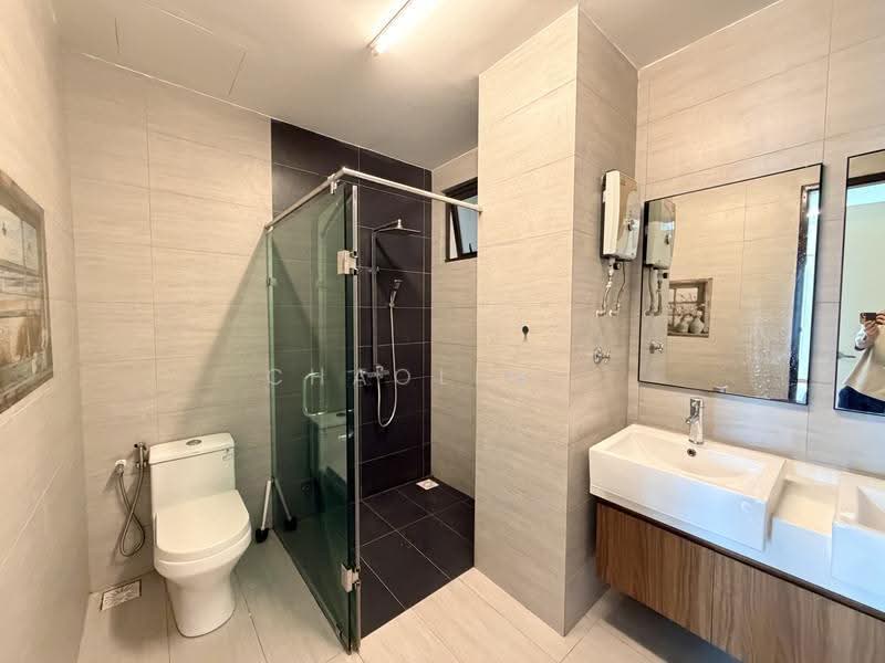 Kondominium untuk Disewa di Residensi Harmoni 2 - ChaoLim . - Bathroom - PropertyGuru.com.my