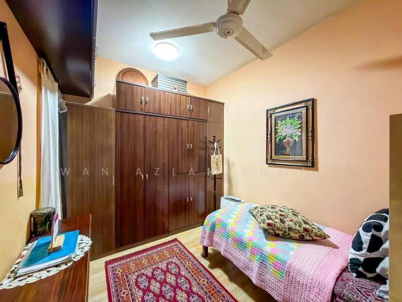 Apartment for Sale at Desa View Towers - Wan Azlan Ahmad - PropertyGuru.com.my