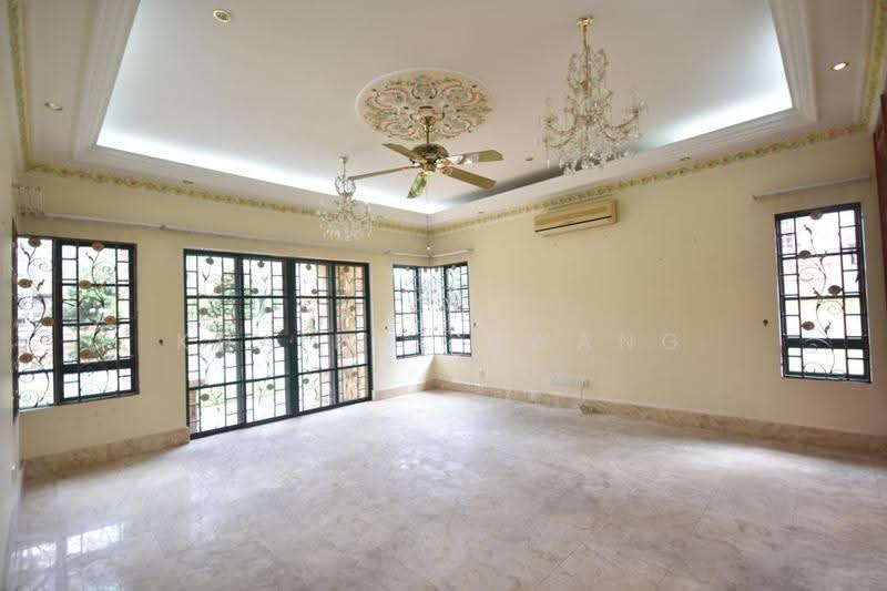 Rumah Banglo untuk Dijual di Shah Alam (Selangor) - Khairol Awang - Living Room - PropertyGuru.com.my