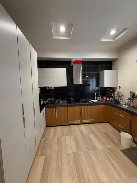 2.5-storey Terraced House for Sale in Bandar Putra Permai (Seri Kembangan) - Nick Chan - Kitchen - PropertyGuru.com.my