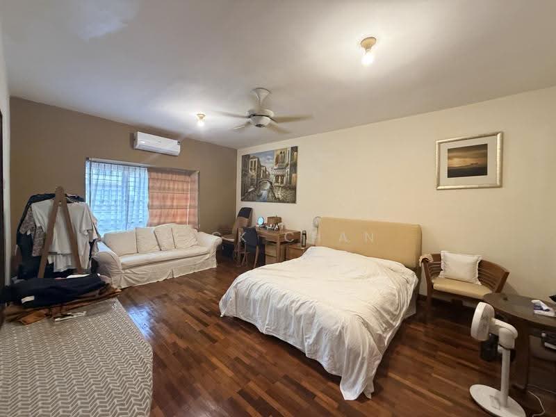2.5-storey Terraced House for Sale in Bandar Putra Permai (Seri Kembangan) - Nick Chan - Bedroom - PropertyGuru.com.my