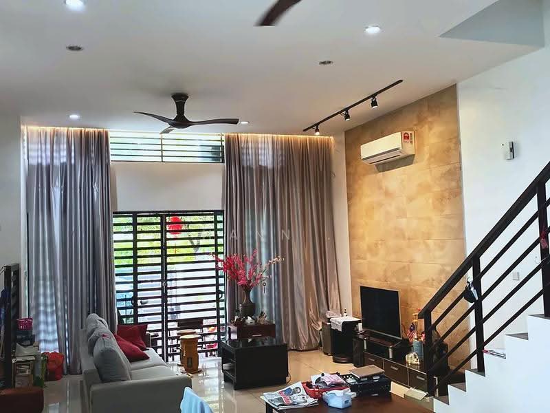 Rumah Teres 3-Tingkat untuk Dijual di Puchong (Selangor) - Hann . - Living Room - PropertyGuru.com.my