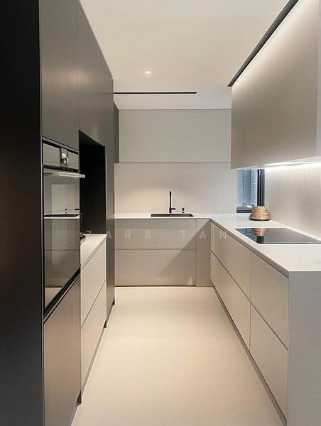 Service Residence for Sale at Amerin Residence - Zara Tan - Kitchen - PropertyGuru.com.my