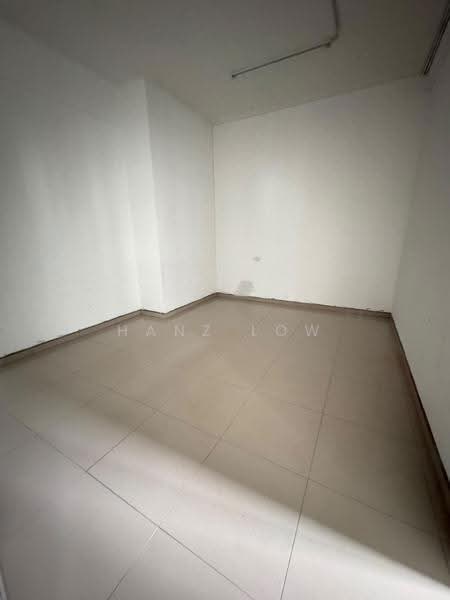 Kedai / Pejabat untuk Disewa di Seri Kembangan (Selangor) - Hanz Low - Interior - PropertyGuru.com.my