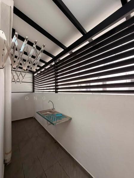 Rumah Teres 2-Tingkat untuk Dijual di Bayu Sutera, Suria Heights (Bandar Sri Sendayan) - Ong Jia Hui - Balcony - PropertyGuru.com.my
