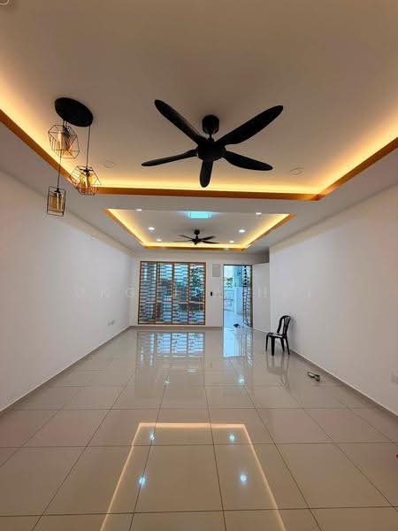 Rumah Teres 2-Tingkat untuk Dijual di Bayu Sutera, Suria Heights (Bandar Sri Sendayan) - Ong Jia Hui - Living Room - PropertyGuru.com.my
