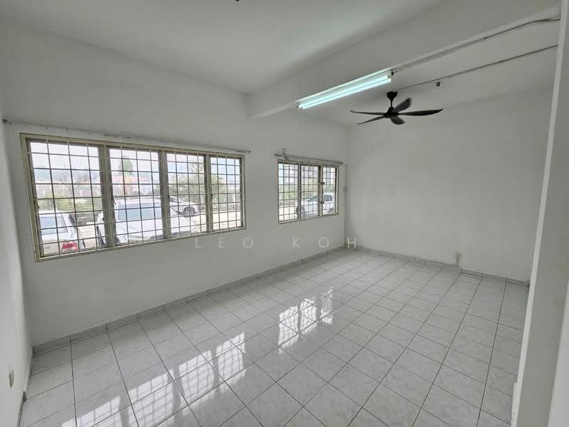 Pangsapuri untuk Disewa di Sri Cassia - Leo Koh - Living Room - PropertyGuru.com.my