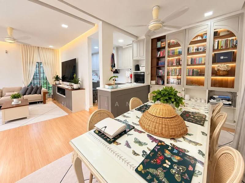 Rumah Berkembar untuk Dijual di Bandar Bukit Mahkota (Bangi) - Wan Azlan Ahmad - PropertyGuru.com.my