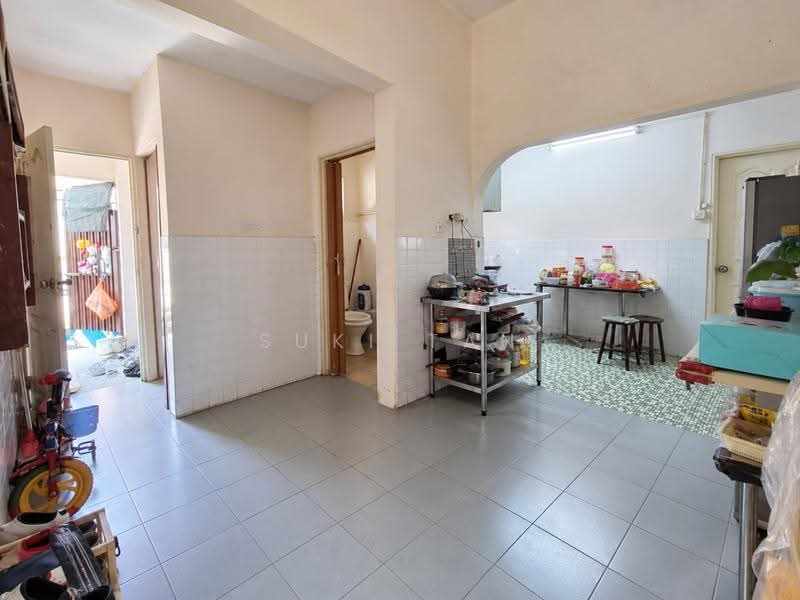 1-storey Terraced House for Sale in Taman Petaling (Kepong) - Suki Tan - Kitchen - PropertyGuru.com.my