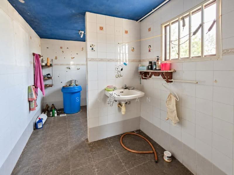 1-storey Terraced House for Sale in Taman Petaling (Kepong) - Suki Tan - Bathroom - PropertyGuru.com.my
