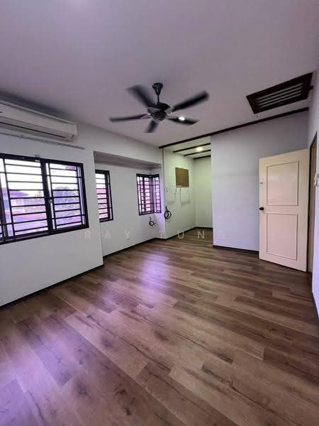 Rumah Teres 2-Tingkat untuk Dijual di Ulu Tiram (Johor) - Ray Tung - Living Room - PropertyGuru.com.my