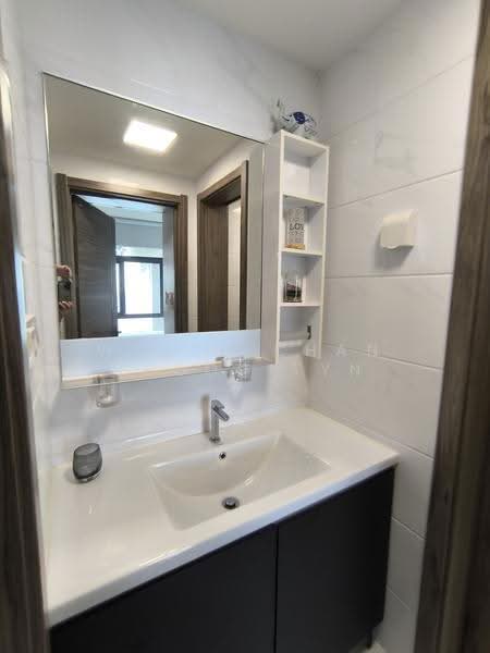 Service Residence for Rent at Forest City - Wyatt Chan Shoou Tyn - Bathroom - PropertyGuru.com.my