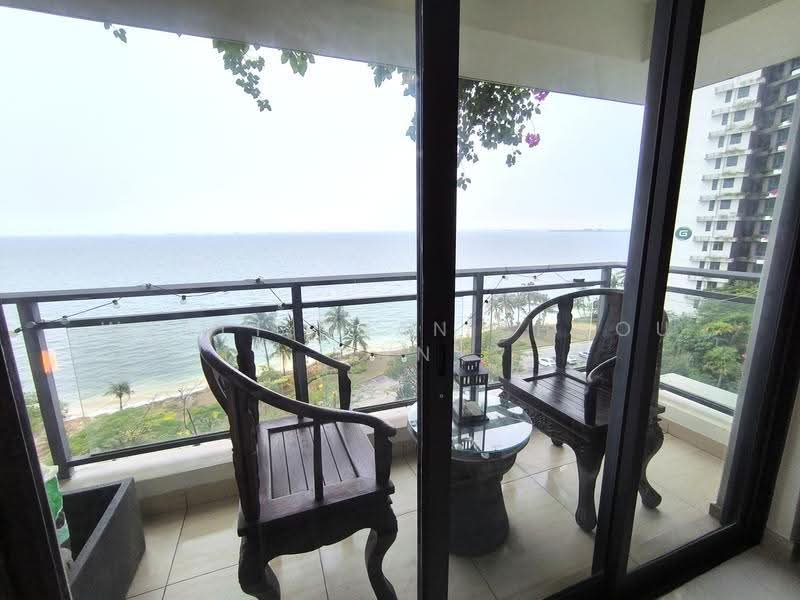 Service Residence for Rent at Forest City - Wyatt Chan Shoou Tyn - Balcony - PropertyGuru.com.my