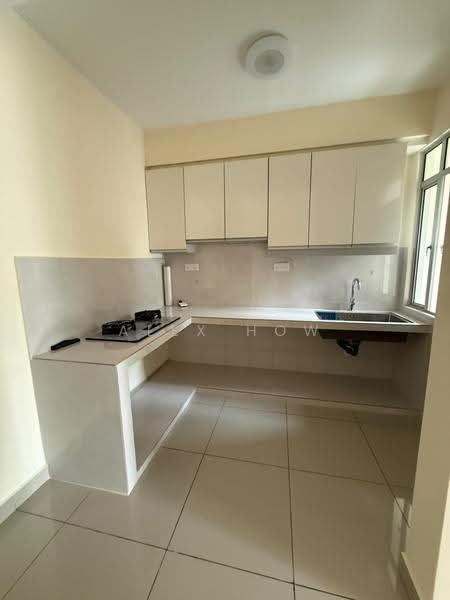 Pangsapuri untuk Disewa di Austin Suites (Permata Austin) - Alex How - Kitchen - PropertyGuru.com.my