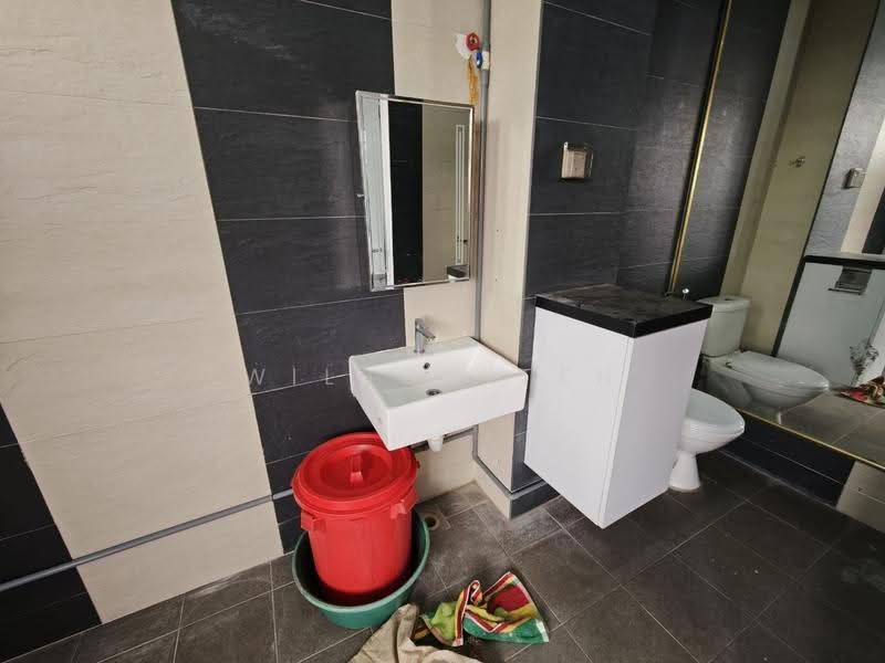 Kondominium untuk Dijual di Nusavilla - Wilson Teh - Bathroom - PropertyGuru.com.my