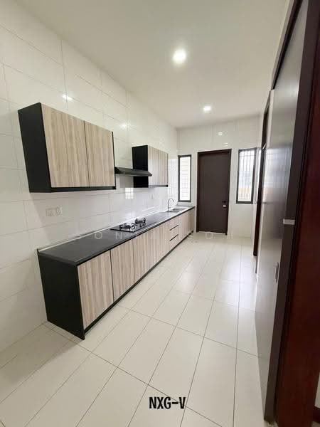 Rumah Berkembar untuk Dijual di Eco Sanctuary (Telok Panglima Garang) - Sonia Soh - Kitchen - PropertyGuru.com.my