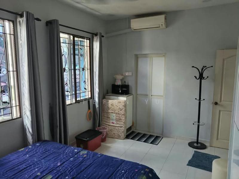 2-storey Terraced House for Sale in Masai (Johor) - Stefan Yu - Bedroom - PropertyGuru.com.my
