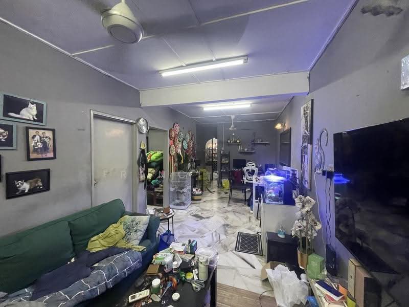 Rumah Teres 1-Tingkat untuk Dijual di Taman Industri Bolton (Batu Caves) - Francis Soh - Living Room - PropertyGuru.com.my