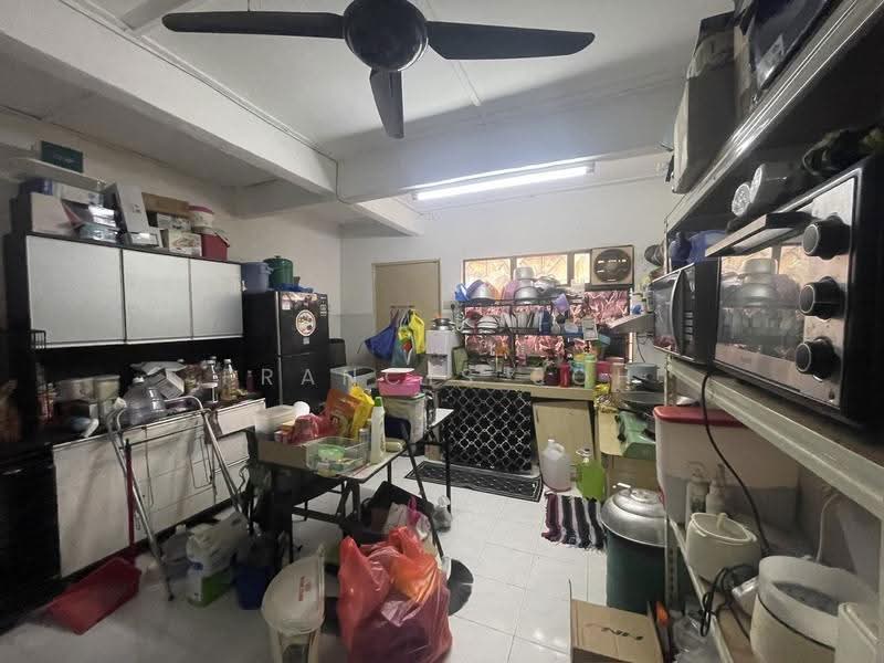 Rumah Teres 1-Tingkat untuk Dijual di Taman Industri Bolton (Batu Caves) - Francis Soh - Kitchen - PropertyGuru.com.my