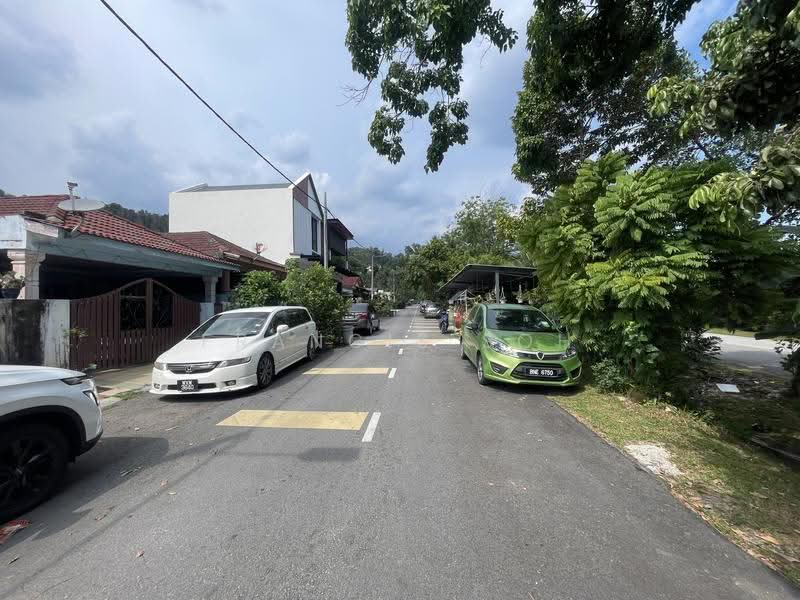 Rumah Teres 1-Tingkat untuk Dijual di Taman Industri Bolton (Batu Caves) - Francis Soh - PropertyGuru.com.my