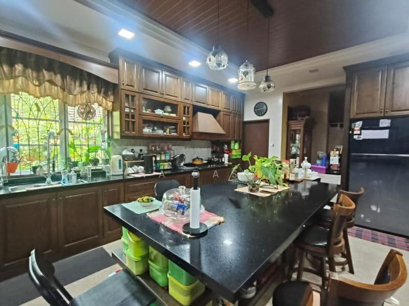Semi-Detached House for Sale in Cheras (Selangor) - Rina Dasuki - Kitchen - PropertyGuru.com.my