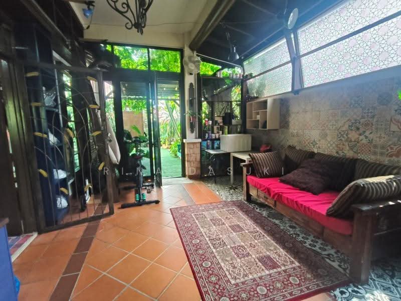 Semi-Detached House for Sale in Cheras (Selangor) - Rina Dasuki - Living Room - PropertyGuru.com.my