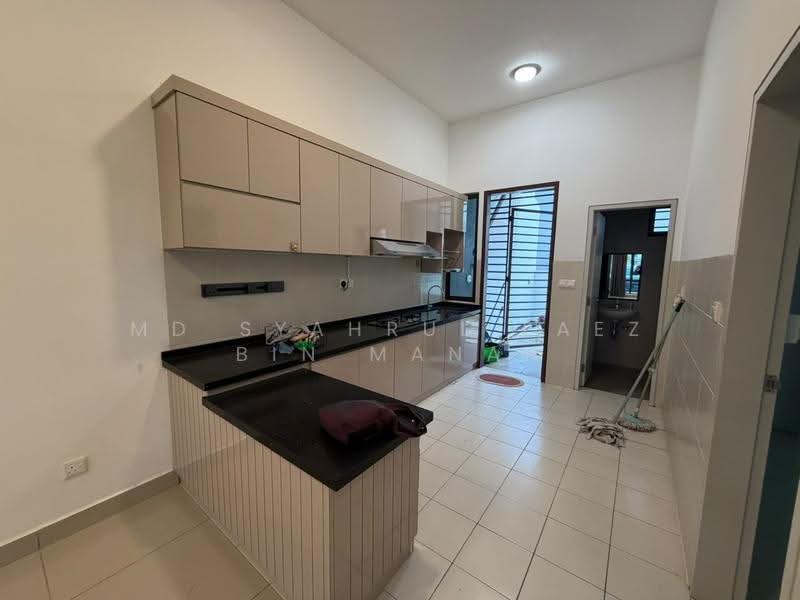 Rumah Berkembar untuk Dijual di Alam Sari (Bangi) - Md Syahrul Faez Bin Manan - Kitchen - PropertyGuru.com.my