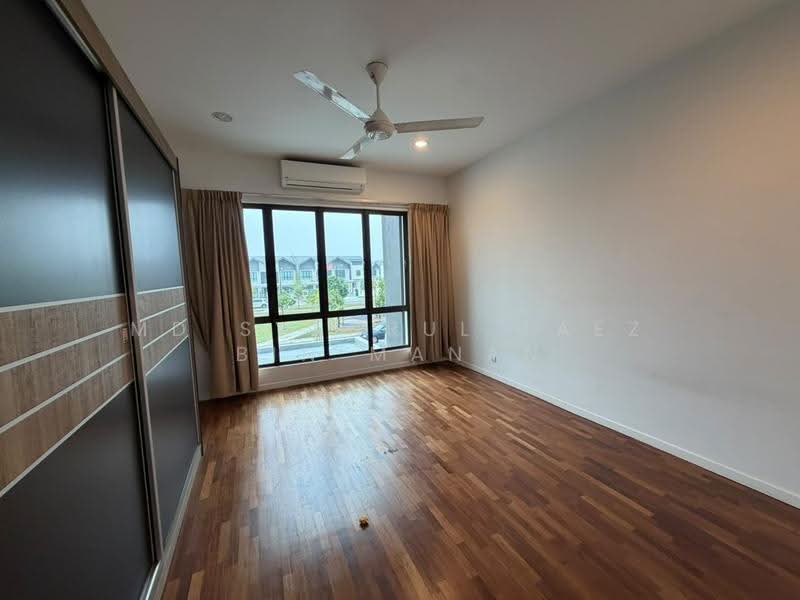 Rumah Berkembar untuk Dijual di Alam Sari (Bangi) - Md Syahrul Faez Bin Manan - Bedroom - PropertyGuru.com.my