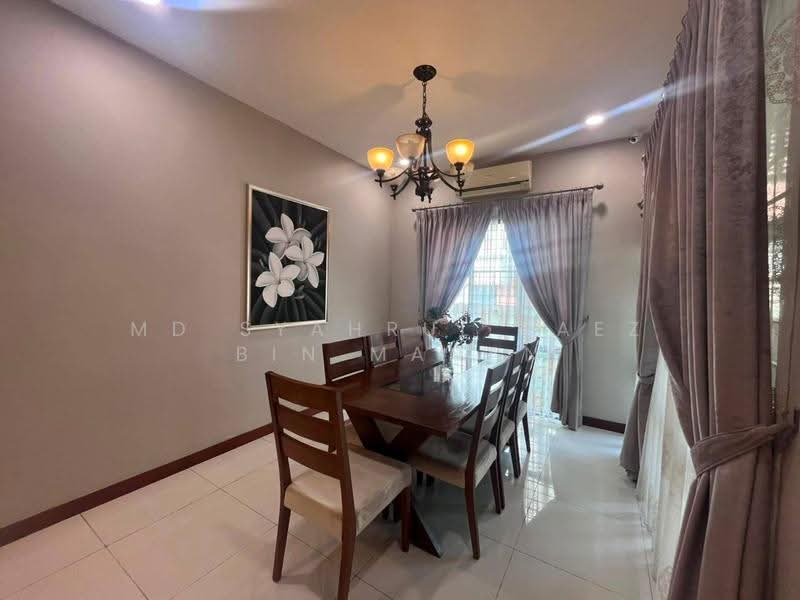Rumah Berkembar untuk Dijual di Alam Sari (Bangi) - Md Syahrul Faez Bin Manan - Dining Room - PropertyGuru.com.my