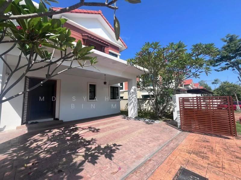 Rumah Berkembar untuk Dijual di Alam Sari (Bangi) - Md Syahrul Faez Bin Manan - Exterior - PropertyGuru.com.my