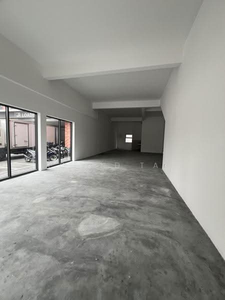 Kedai untuk Disewa di Bandar Gamuda Gardens (Rawang) - Roland Tan - Interior - PropertyGuru.com.my