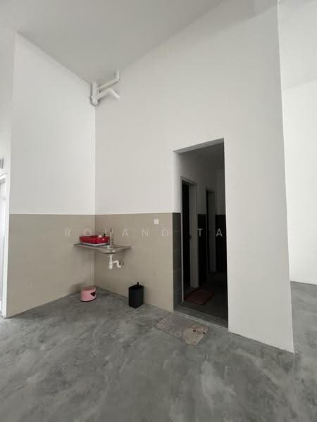 Kedai untuk Disewa di Bandar Gamuda Gardens (Rawang) - Roland Tan - Interior - PropertyGuru.com.my