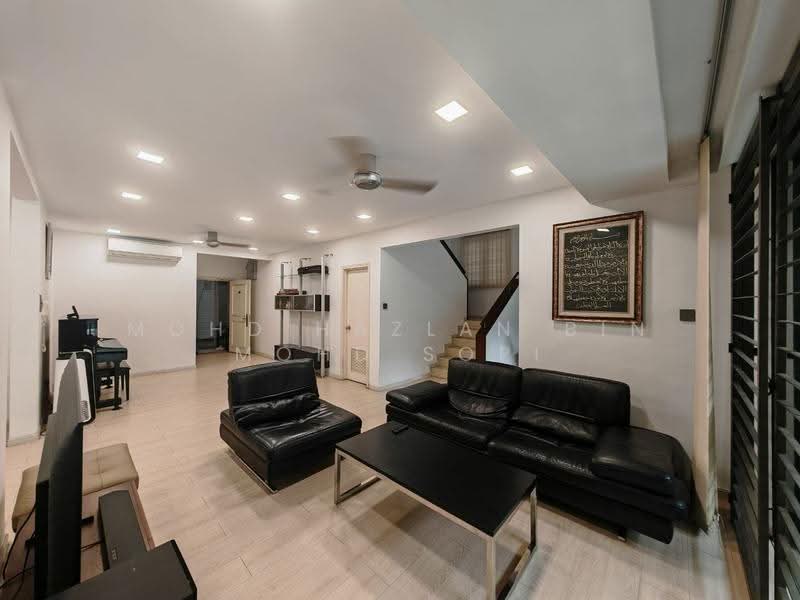 Kondominium untuk Dijual di Opal Damansara - Mohd Hazlan bin Mohd Sopi - Living Room - PropertyGuru.com.my