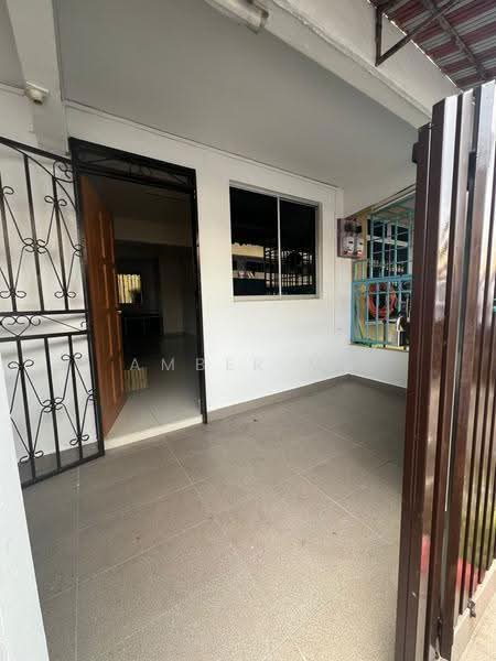 Flat for Rent at Flat Taman Ungku Tun Aminah - Amber Ma - Entrance - PropertyGuru.com.my
