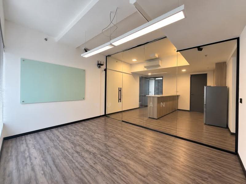 Kediaman Servis untuk Disewa di Tropicana 218 Macalister - Venus Tan - Kitchen - PropertyGuru.com.my