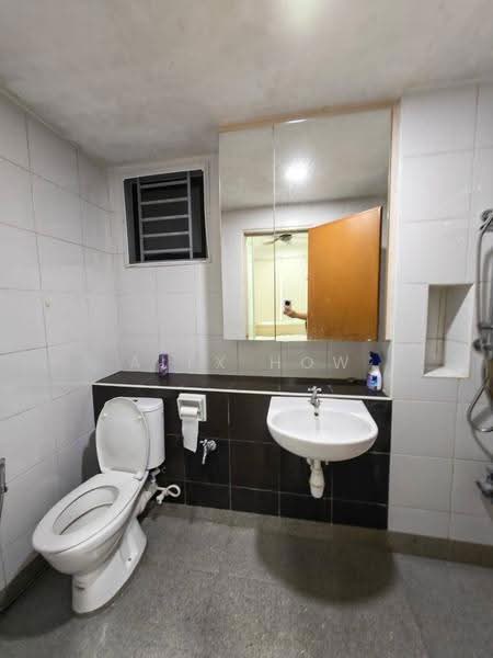 Service Residence for Rent at Sky Gardens Residences - Alex How - Bathroom - PropertyGuru.com.my