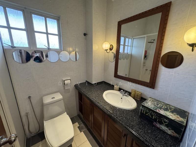 Bungalow House for Rent in Ampang (Ampang) - David Tan - Bathroom - PropertyGuru.com.my
