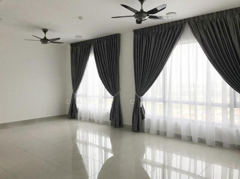 Service Residence for Sale at Paloma @ Tropicana Metropark - Cathy Chin - Living Room - PropertyGuru.com.my