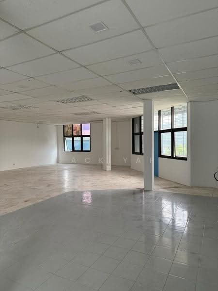 Kedai / Pejabat untuk Dijual di Batu Caves (Selangor) - Jack Yap - Interior - PropertyGuru.com.my