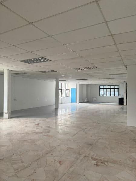 Kedai / Pejabat untuk Dijual di Batu Caves (Selangor) - Jack Yap - Interior - PropertyGuru.com.my
