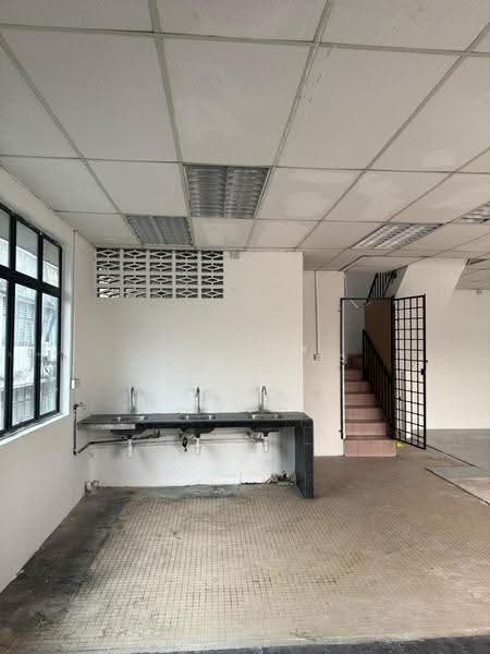 Kedai / Pejabat untuk Dijual di Batu Caves (Selangor) - Jack Yap - Interior - PropertyGuru.com.my
