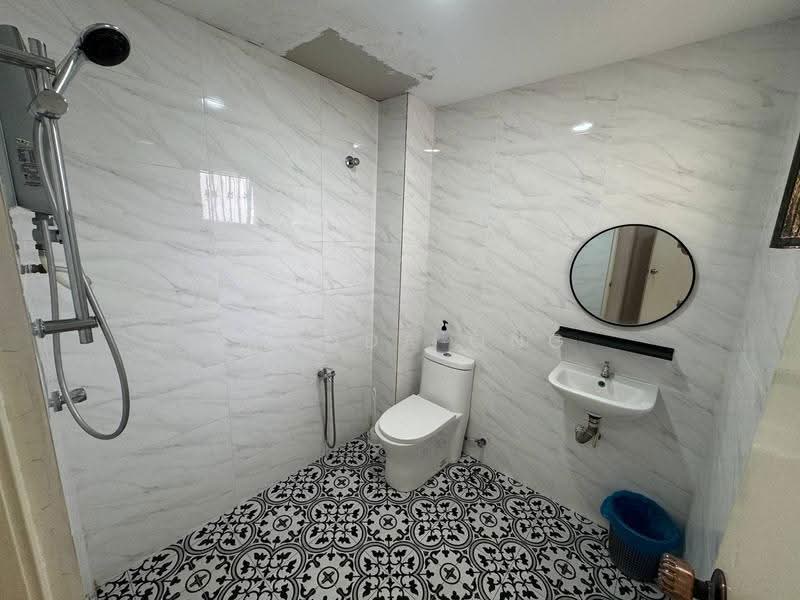 2-storey Terraced House for Sale in Bandar Country Homes (Rawang) - Amanda Ong - Bathroom - PropertyGuru.com.my
