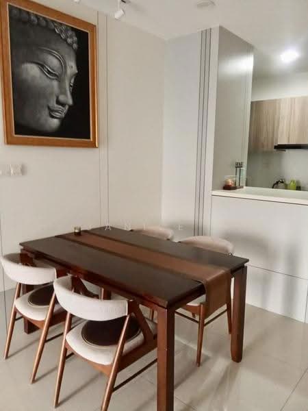 Kediaman Servis untuk Dijual di Country Garden Central Park - Janice . - Dining Room - PropertyGuru.com.my