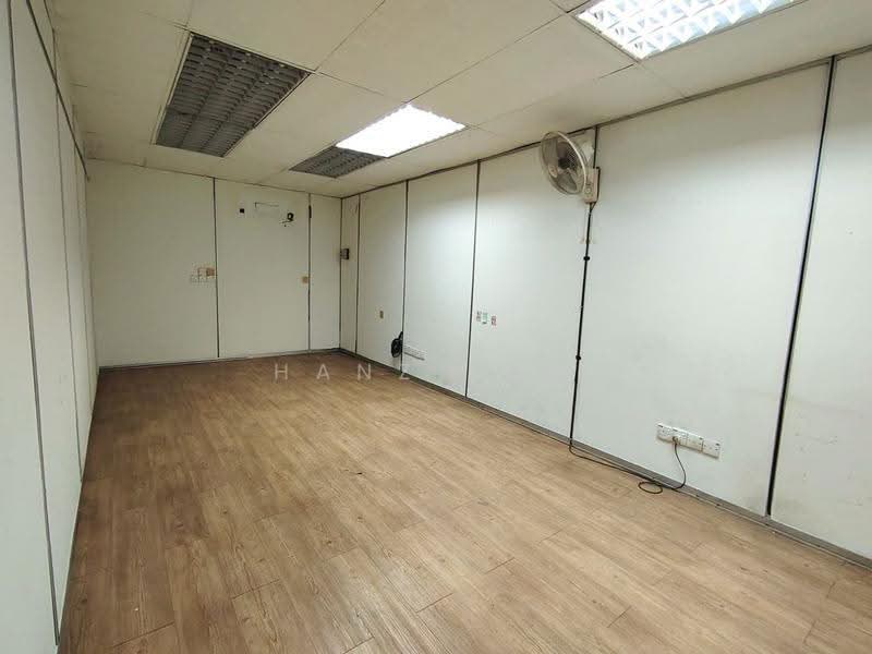 Shop / Office for Rent in Cheras (Kuala Lumpur) - Hanz Low - Interior - PropertyGuru.com.my